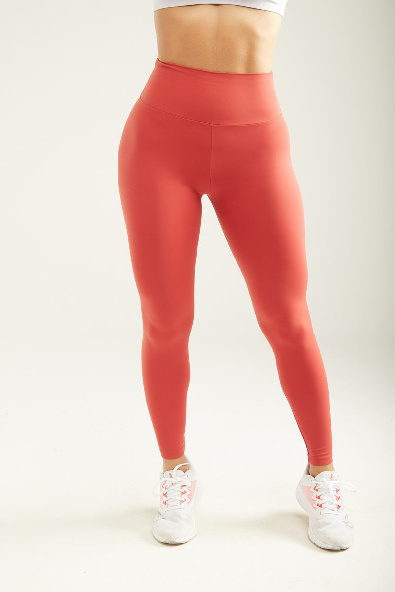 Soft Red Scrunch Butt Leggings – innovawear